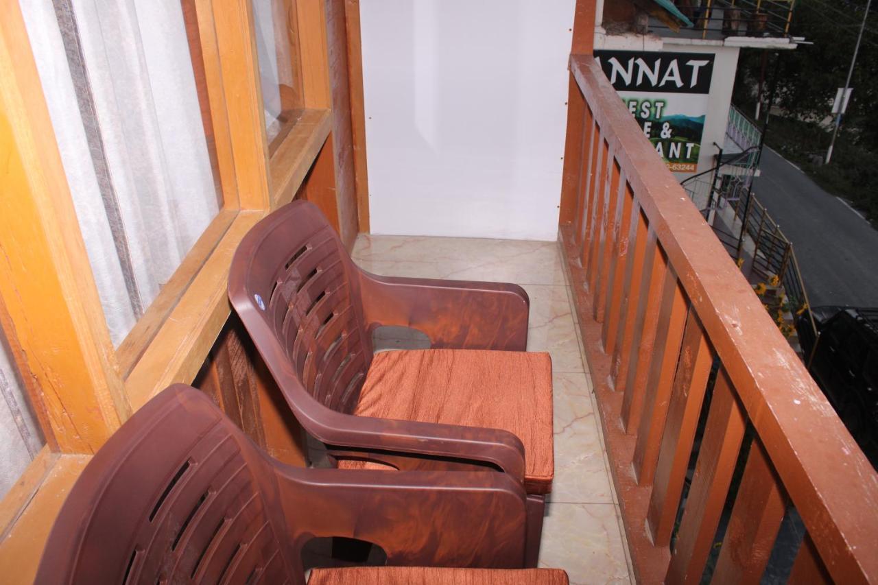 Hotel Mannat Sach Pass Tisa Exterior photo