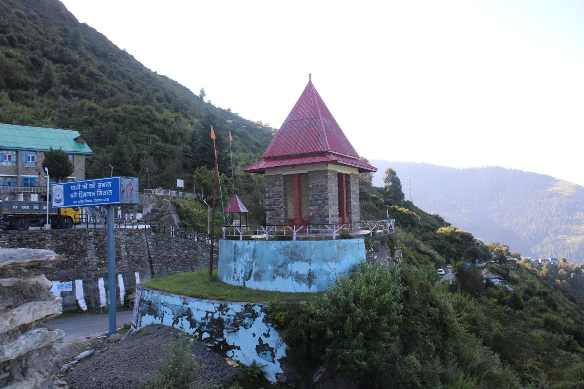 Hotel Mannat Sach Pass Tisa Exterior photo
